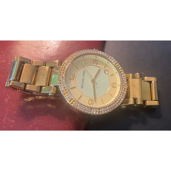 Women's 40mm Gold Tone Michaell Kors Watch, Crystal Accents, MK-5089 - Picture 3 of 4